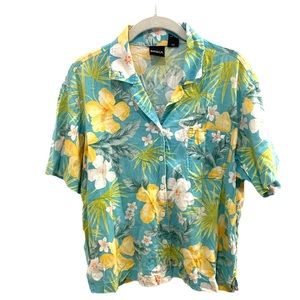 Vintage Y2K 90s Erika Hawaiian shirt button for. Large